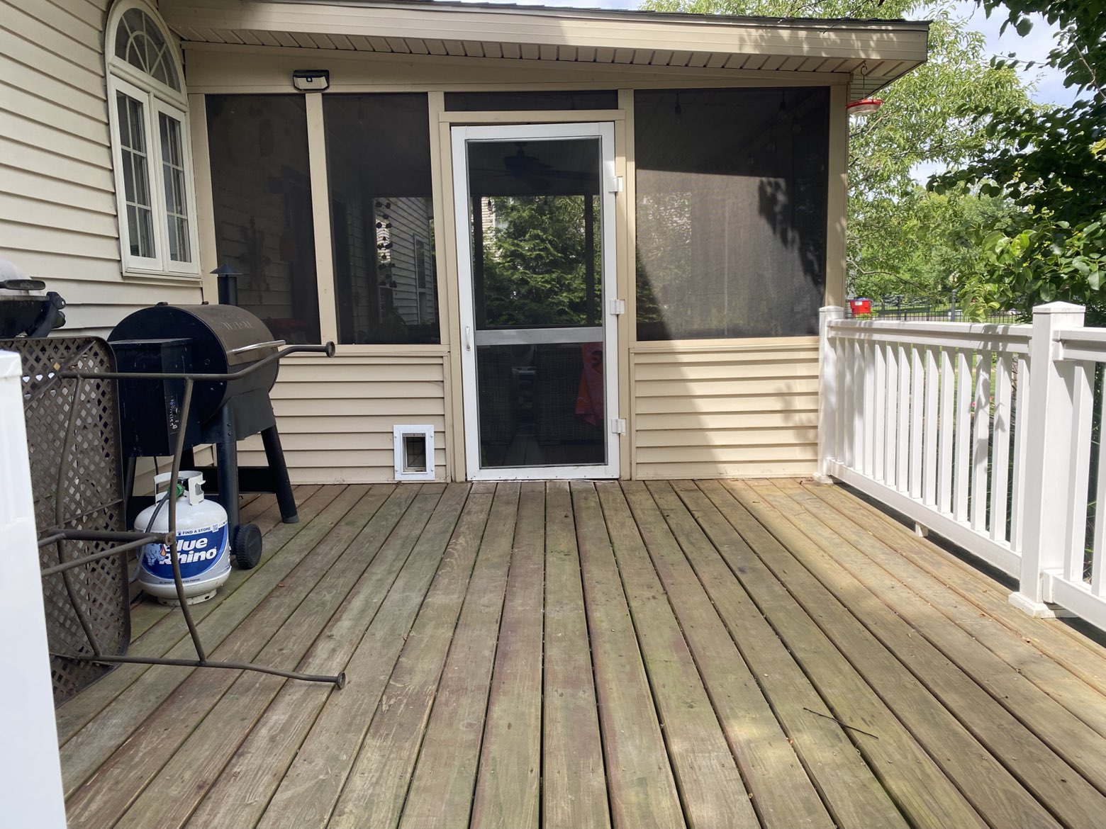 Wood deck before washing